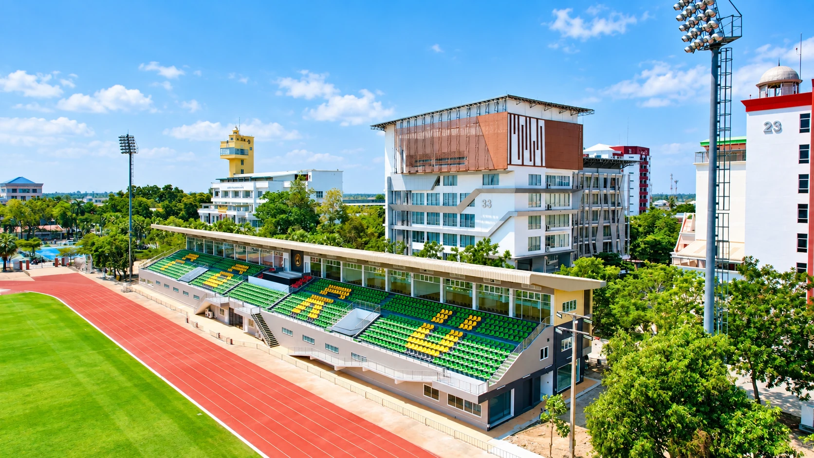 สนามกีฬาและอาคารภายในมหาวิทยาลัยราชภัฏเพชรบุรี